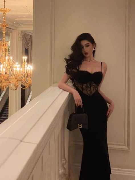 Lace Long Formal Dress, Black Outfits Red Lips, Laced Black Prom Dress, Long Black Dress Elegant, Elegant Dresses Poses, Black Velvet Slip Dress, Dark Feminine Aesthetic Dresses, Black Velvet Dress Aesthetic, Black Outfits Party Night