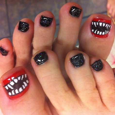 #teeth #nails #nailart #nailjerks #nailartaddicts #nailsbyrhiannon #famous #ilovenails #ilovemakeup @msjzyjones77  see me doing teeth on… Make Up, Nails, Nail Arts, Teeth Nail Art, Scary Teeth, Teeth Nails, I Love Nails, See Me, Nails Nailart