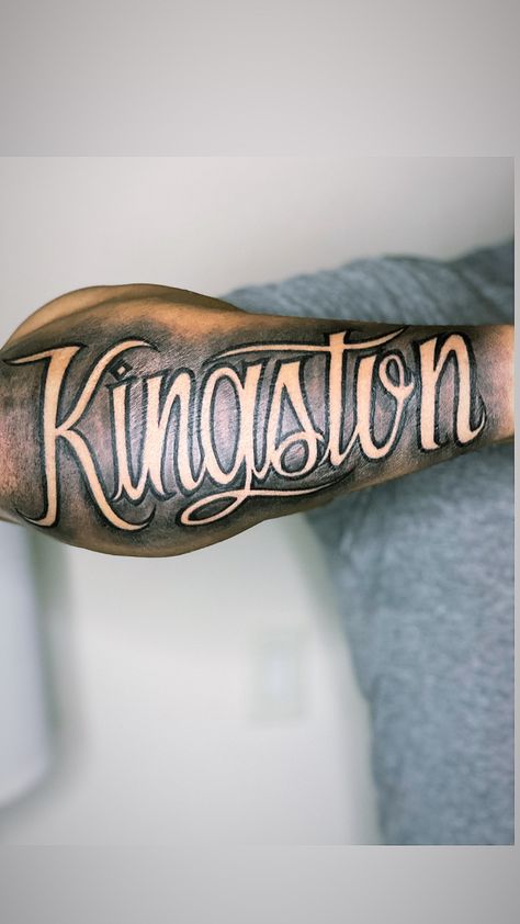 #tattoo #Kingston #King #forearm #cali #OrangeCounty #714 #SantaAna #SofiaSouzaArt #lettering King Script Tattoo, Kingston Tattoo Name, Kingston Tattoo, Cali Tattoo, Tattoo Name, Name Tattoo Designs, Tattoo Script, Name Tattoo, Name Tattoos