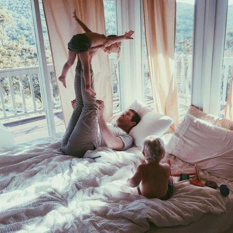 Tim Riggins, Foto Kids, Staycation Ideas, Dream Family, Caroline Forbes, Family Handyman, Cute Family, Family Goals, Baby Family