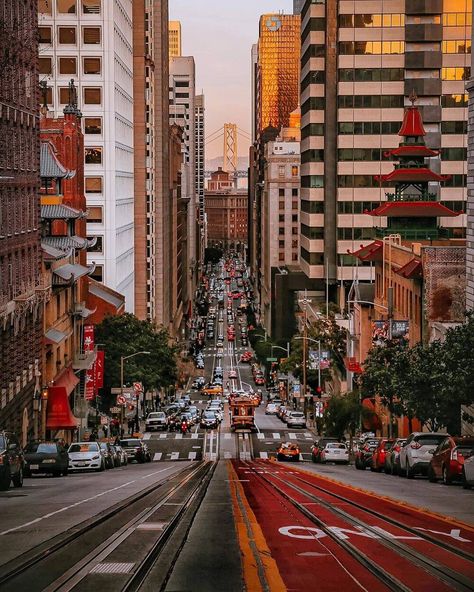 3 Day Itinerary - San Francisco - Written By A Local Streets Aesthetic, San Francisco Wallpaper, Street Video, San Francisco Pictures, San Francisco Photography, California Street, San Francisco Streets, Visit San Francisco, Sao Francisco