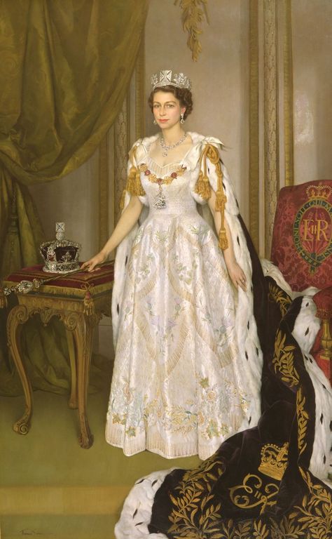 Queen Elizabeth II in Coronation Robes | Royal Collection Trust-oil on canvas, 1954, by Sir Herbert James Gunn Ratu Elizabeth, Coronation Gown, Coronation Robes, Queen's Coronation, Coronation Dress, Rainha Elizabeth Ii, Reine Elizabeth Ii, Royal Collection Trust, Reine Elizabeth