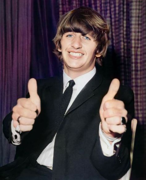 beatlepops on Twitter: "Ringo Starr.😊 https://t.co/K3mZ8Eak6x" / Twitter Chiswick House, Beatles Revolver, Ringo Star, Richard Starkey, The Beatles 1, Paperback Writer, Beatles Ringo, Bug Boy, Beatles Pictures