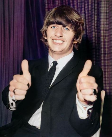 beatlepops on Twitter: "Ringo Starr.😊 https://t.co/K3mZ8Eak6x" / Twitter Chiswick House, Beatles Revolver, Ringo Star, The Lost Weekend, Beatles Funny, Richard Starkey, The Beatles 1, Paperback Writer, Beatles Ringo