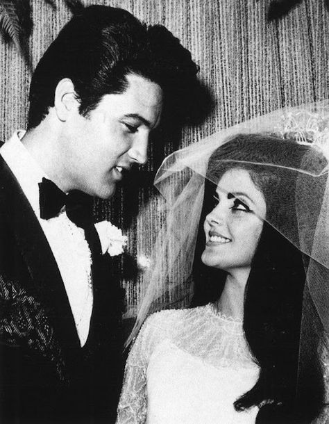 Las Vegas, Presley Wedding, Priscilla Presley Wedding, Elvis Priscilla, Elvis Presley Wallpaper, Elvis Wedding, Elvis Presley Priscilla, Elvis Presley Family, Elvis And Priscilla