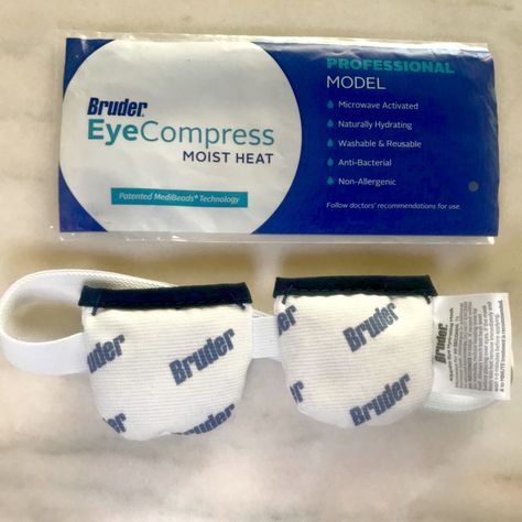 At Home Solutions for Chronic Dry Eyes - A Well Styled Life® Chronic Dry Eye, A Well Styled Life, Dry Eyes Relief, Warm Compress, Healthy Remedies, Moist Heat, Doc Martin, Dry Eye, Eye Exercises