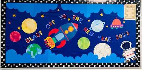 New Year Board, Outer Space Themed Classroom, Space Bulletin Boards, Science Exhibition Ideas, Soft Board Decoration, Space Theme Classroom, Year Board, Elementary Bulletin Boards, School Exhibition