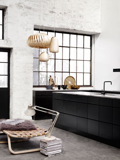 Modern Kitchen Window, Small Bathroom Paint Colors, Small Bathroom Paint, Black Brick Wall, Contemporary Home Interior, Trendy Kitchen Colors, Rustic Laundry Rooms, Small Space Interior Design, Kitchen Colour Schemes