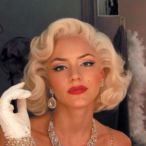 Katherine McPhee as Marilyn Monroe from "Smash". Gorg.eous. Katherine Mcphee, Katharine Mcphee, Celebrity Women, Very Happy Birthday, March 25, Happy Birthday Wishes, Very Happy, All The Best, Celebrities Female