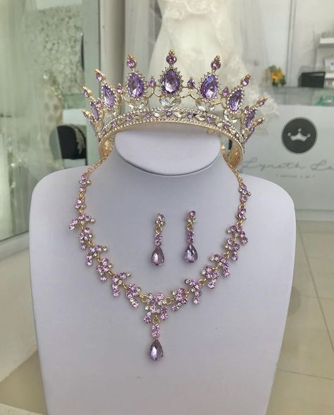 Purple Crown Quinceanera, Jewelry For Sweet 16, Rapunzel Themed Sweet 16 Dress, Rapunzel Quinceanera Crown, Purple Surprise Dance Outfit, Rapunzel Quinceanera Theme Tiara, Light Purple Quinceanera Crown, Purple Quince Jewelry, Tangled Quinceanera Crown