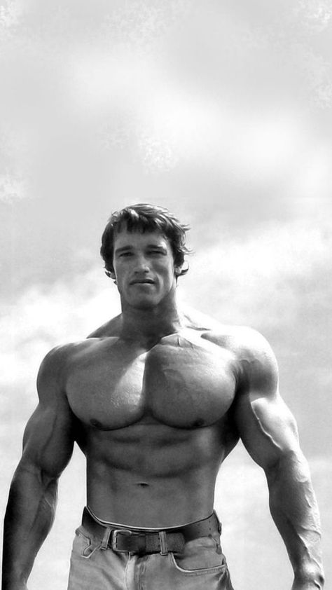 Arnold Schwarzenegger Bodybuilding Wallpaper Iphone, Arnold Schwarzenegger Wallpaper, Arnold Body, Muscle Inspiration, Arnold Schwarzenegger Muscle, Arnold Schwarzenegger Gym, Arnold Photos, Gym Vibes, Cafe Designs