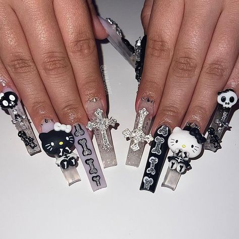 Kawaii, Nails Design Disney, Halloween Nails Cute, Nails Art Tutorial, Spooky Halloween Nails, Disney Halloween Nails, Halloween Nails Design, Occasion Nails, Cute Halloween Nails