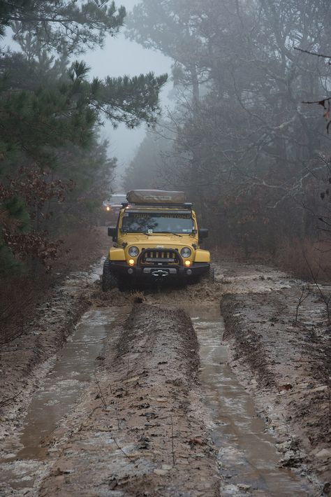 Jeeps Offroading, Off Road Cars, Jeep Jamboree, Jeep Overland, Off Road Jeep, Jeep Offroad, Yellow Jeep, Badass Jeep, 4x4 Jeep