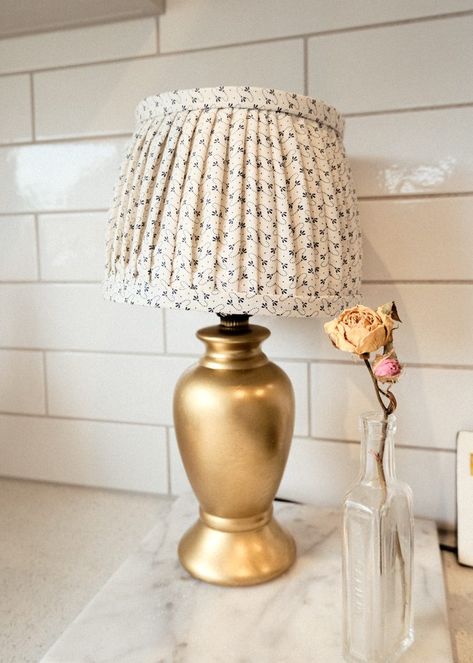 How To Cover a Lampshade - Makyla Creates Lampshade Cover Diy, Covering A Lampshade With Fabric, How To Make A Lampshade, Cover A Lampshade, Lampshade Diy, Cover Lampshade, Vintage Bakeware, Cosy Kitchen, How To Store Potatoes