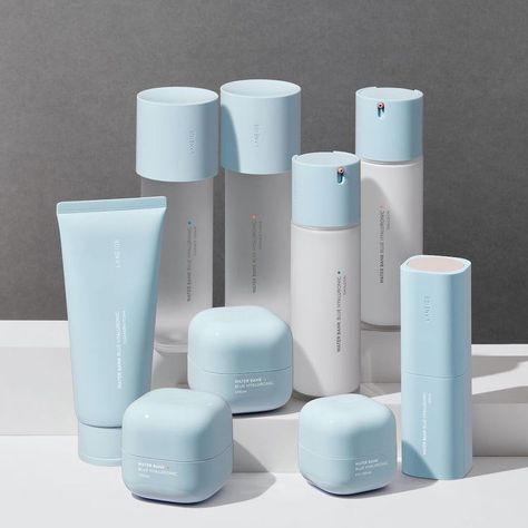 Water Bank Blue Hyaluronic Set 2 for Oily Skin Kos, Moisturizer Packaging Design, Laneige Water Bank Blue Hyaluronic, Laneige Water Bank, Koleksi Makeup, Natural Face Skin Care, Gloss À Lèvres, Cosmetic Packaging Design, Skincare Packaging