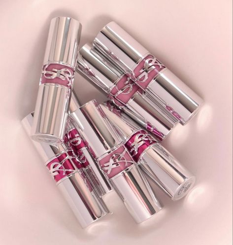 #lipstick #lips #makeup #makeupoftheday #makeuplover #ysl #yslbeauty Ysl Make Up Aesthetic, Ysl Lipstick Aesthetic, Ysl Lip Balm, Ysl Lip Gloss, Ysl Products, Lv Lips, Aesthetic Expensive, Shine Aesthetic, Colorful Lipstick