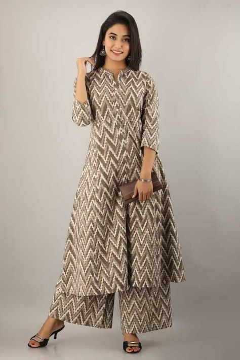 55+ Unique Salwar Suits Designs for Women's & Girls in 2022 Designs For Kurtas For Women, Palazzo Sets Indian, Kurti Palazzo Set Design, Kurti Bottom Designs Latest, Indian Fashion Dresses Salwar Kameez, Kurti Palazzo Designs Latest, Salwar Set Designs, Palazzo Kurti Designs, Cotton Kurti Plazzo Designs