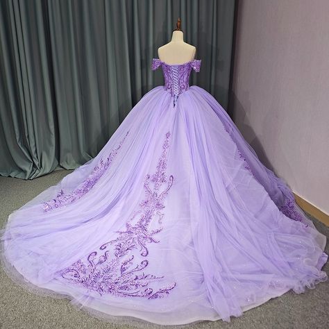 Norah (@wedding_evening_loveseason) • Instagram photos and videos Tangled Quinceanera Dress, Lavender Quince Dress, Repunzel Dress, Quince Aesthetic, Purple Quince Dress, Quinceanera Dresses Purple, Wedding Veil Blusher, Purple Ball Gown, Bridal Hair Bands