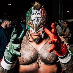 We are weeks away from Wrestlemania, but for us, the bigger component is that it is Hall of Fame season.  Last night, on WWE Smackdown, Rey Mysterio, 49, who is an active competitor and looks to be in a major Wrestlemania match with his son, Dominik, was announced as the first member of the 2023 Class. From San Diego, Mysterio was born Oscar Gutierrez, and first wrestled at the age of 14.  Taking the name of Rey Mysterio Jr., after his uncle, Rey Mysterio, he joined the leading Mexican Eric Bischoff, Wwe Hall Of Fame, Eddie Guerrero, Rey Mysterio, Wwe Smackdown, Brock Lesnar, Royal Rumble, Wwe Photos, Wwe Wrestlers