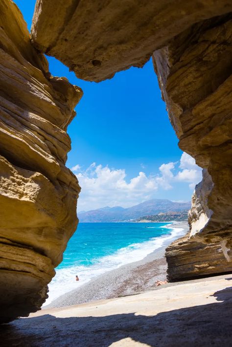 Bonito, Luxury Greece, Lovely Landscapes, 2019 Outfits, Cambodia Travel, Quiet Beach, Hidden Beach, Secret Beach, Crete Greece