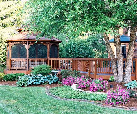 Graceful Gazebo - this one's really nice!! love the flowers around it, too! Sunburst Railing, Gazebo On Deck, Screened Gazebo, Cozy Backyard, Backyard Gazebo, Deck Railing, Gazebo Pergola, Garden Gazebo, Backyard Spaces