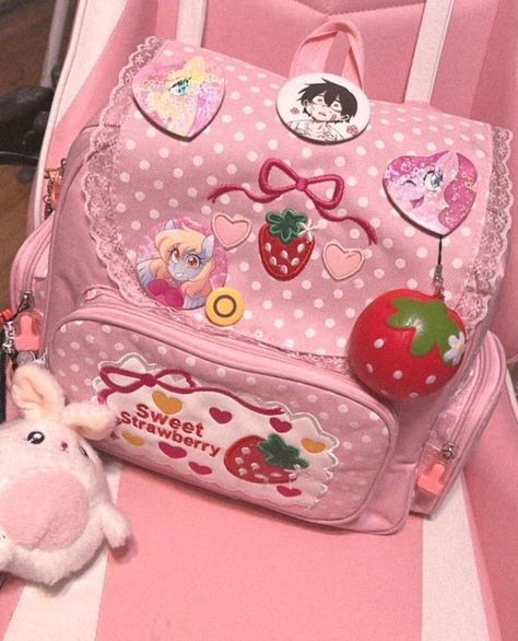 Stylish School Bags, Hat Aesthetic, Kawaii Bags, Kawaii Backpack, Hello Kit, Kawaii Core, Kawaii Accessories, Kawaii Room, Hello Kitty Items