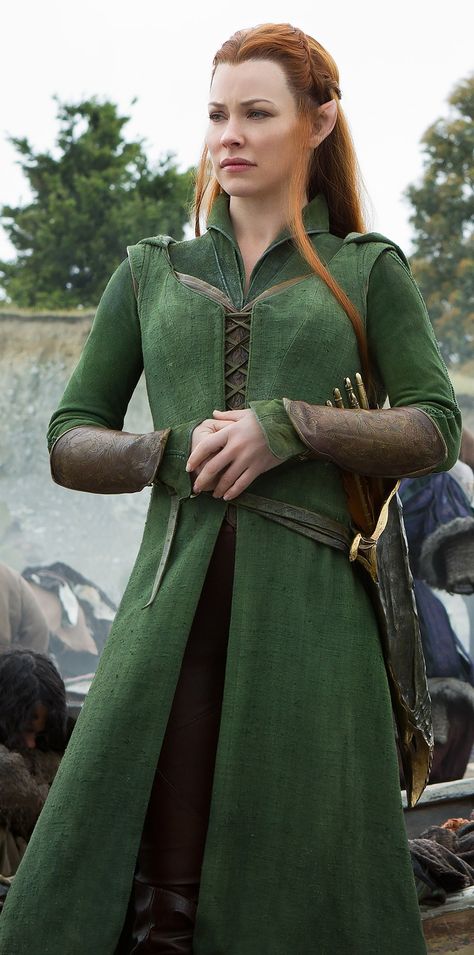 Evangeline Lilly / Tauriel Tauriel Outfit, Hobbit Cosplay, Hobbit Bilbo, Hobbit Party, Battle Of The Five Armies, Elf Cosplay, Elf Clothes, Tauriel, Elf Costume