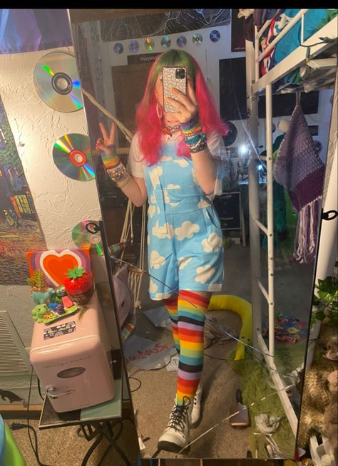 Colorful Asethic Outfits, Happy Core Aesthetic Outfits, Pastel Rainbow Aesthetic Outfit, Mitch Match Outfits, Happycore Outfit, Kidcore Outfits Aesthetic, Nostalgiacore Outfit, Childcore Aesthetic Outfit, Weird Core Clothes