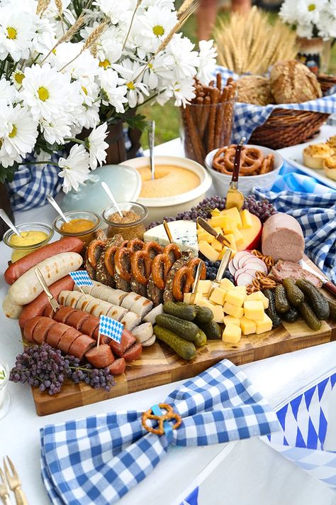 Classy Oktoberfest Party, Beer Fest Party Ideas, German Party Food Appetizers, Oktoberfest Floral Arrangements, Oktoberfest Theme Party, Oktoberfest Party Decor, Oktoberfest Bachelorette Party, Oktoberfest Themed Party, Octoberfest Party Ideas Oktoberfest Decorations