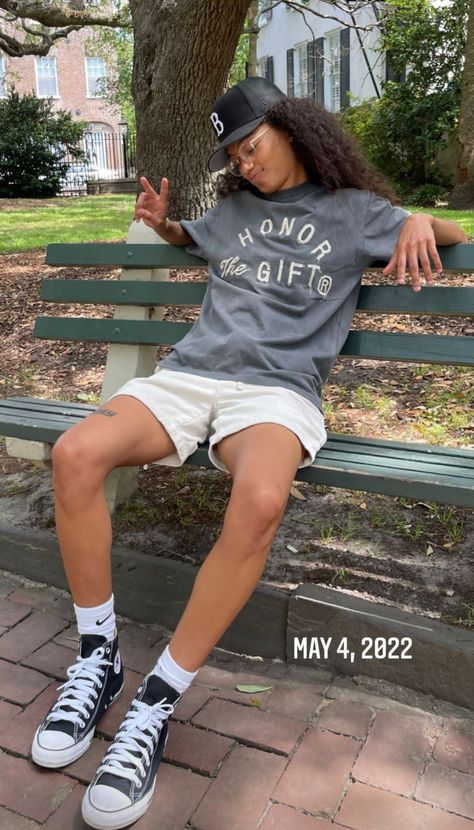 Tomboy Shorts Outfit Summer, Street Wear Summer Outfits Tomboy, Masc Stud Outfits, Lesbian Summer Outfits Tomboys, Summer Stem Outfits, Masculine Women Summer Outfits, Masc Jorts Outfit, Masc Outfits Casual, Masc Fits Summer