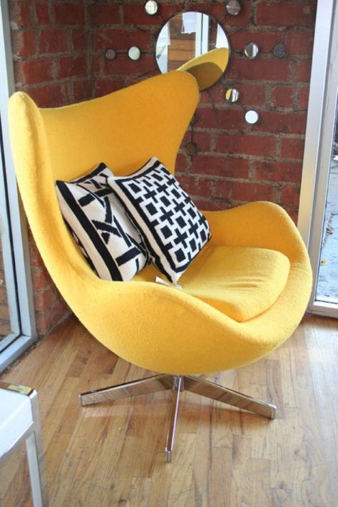 Pinterest Inspiration | Mid-Century Modern Chair Modern Kids Furniture, Living Room Chairs Modern, Yellow Chair, Living Modern, Mid Century Modern Chair, Living Room Pillows, Modern Armchair, Modern Kids, Modern Dining Chairs