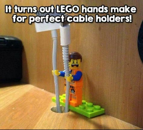 Useful Life Hacks, Deco Lego, Lego Hand, 1000 Lifehacks, 1000 Life Hacks, Cable Holder, Simple Life Hacks, Diy Life Hacks, Diy Life