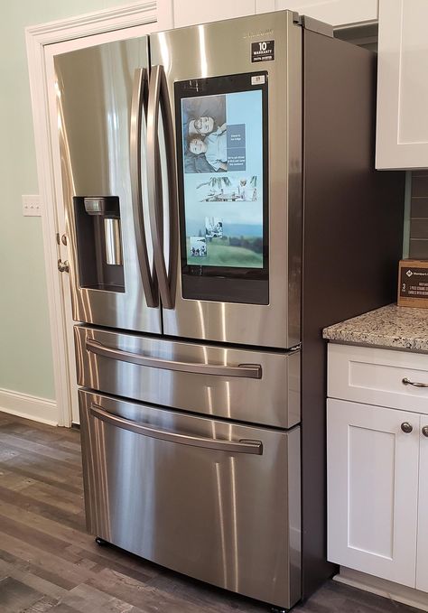 Luxury Kitchen Refrigerator, Modern Fridge Refrigerators, Best Appliances For Kitchen, Expensive Fridge, Refrigerators In Kitchens, Kitchen Refrigerator Ideas, Best Fridge Refrigerators, Modern Kitchen Refrigerator, Cool Refrigerator