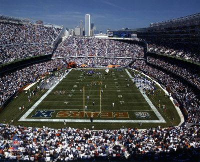 b Soldier Field, Bears Game, Nfl Photos, Chicago Bears Football, The Blues Brothers, Bears Football, Chicago Sports, My Kind Of Town, The Windy City