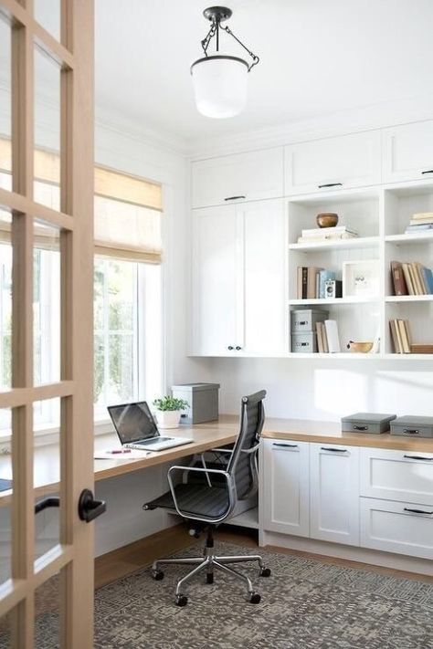 Home Office Layouts, Office Built Ins, Home Office Cabinets, Office Remodel, Contemporary Home Office, Small Home Offices, Guest Room Office, Office Layout, Built In Desk