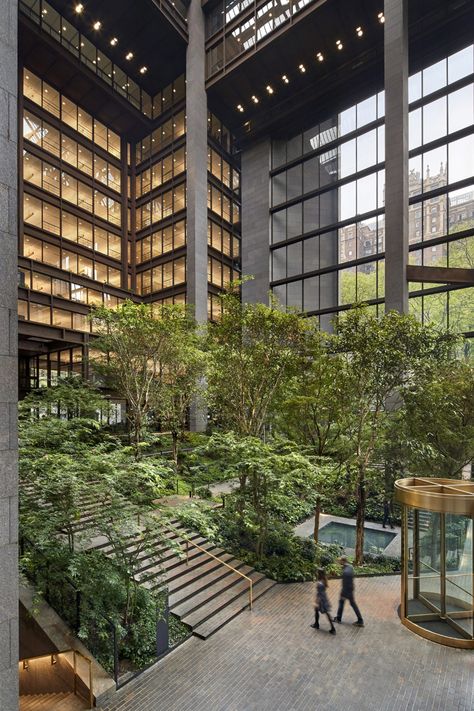 Ford Foundation Center for Social Justice | Raymond Jungles, Inc. Atrium Reception Design, Atrium Hotel Lobby, Ford Foundation Atrium, Luxury Mall Interior, Hotel Atrium Design, Green Design Architecture, Terrarium Interior Design, Indoor Park Design, Atrium Lighting Design