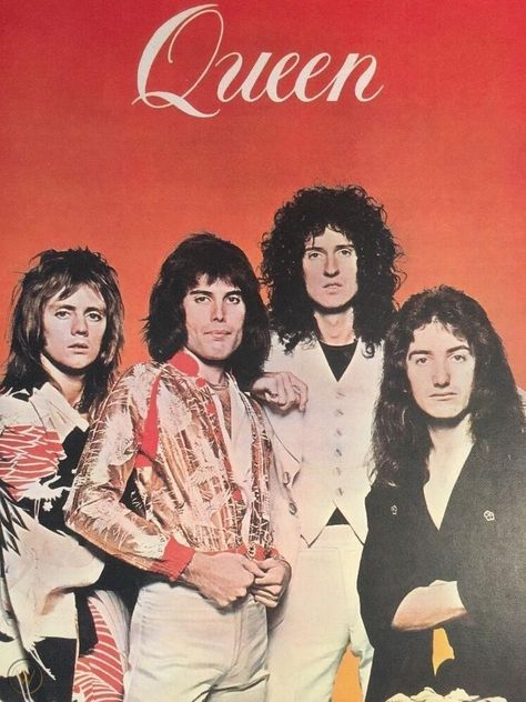 Vintage Queen Poster Pin-Up 1970's London Rock Band Freddie Mercury Memorabilia | #1869184093 Kill Bill Poster, Poster Musik, Pulp Fiction Poster, Desenio Posters, Vintage Posters Decor, Posters Decor, Pop Art Vintage, Arte Pin Up, Classic Posters