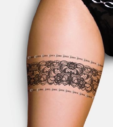 This looks pretty realistic - if you want an exact replica of a piece of lace, take it with you to the tattoo ... Lace Tattoo, Lace Garter Tattoos, Bow Tattoos, Lace Tattoos, Tigh Tattoo, Henne Tattoo, Garter Tattoo, Thigh Tat, Thigh Tattoos Women