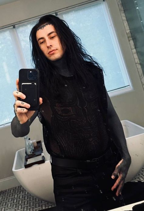 Ronnie Radke, Ronnie Radke Long Hair, Ronnie Radke 2024, Ronny Radke, Ronnie Radke 2023, Ronnie Radke Wallpaper, Anthony Keidis, Curco Vein, Hot Dads