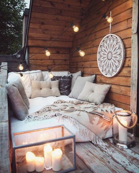 Bohemian Bedrooms, Små Rum Lidt Plads, Bohemian Patio, Interior Boho, Balkon Design, Bedroom Balcony, Bohemian Bedroom Decor, غرفة ملابس, Bohemian Bedroom