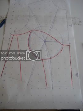 My method for making a corset with cups Tutorial Part 1: Patterning: corsetmakers — LiveJournal Upcycling, Couture, Molde, Corset Making Pattern, Corset Cup Pattern, Flounce Pattern Drafting, Corset Pattern Drafting Tutorial, Corset Pattern Tutorial, Bustier Pattern Drafting