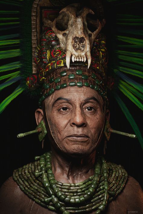 ArtStation - The Mayan King, Victor Maiorino Fernandes Museum Photos, Aztec Tattoos, Ancient Mexico, Mayan People, Maya Civilization, Maya Art, Mayan Art, Aztec Warrior, Mayan Culture