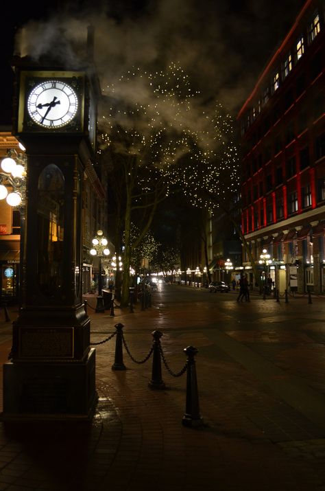 Gas town at night. Vancouver BC Vancouver Night Aesthetic, Canada At Night, Vancouver Night, Town At Night, City View Night, Phantom Thief, Harry Hook, Delivery Pictures, City Lights At Night