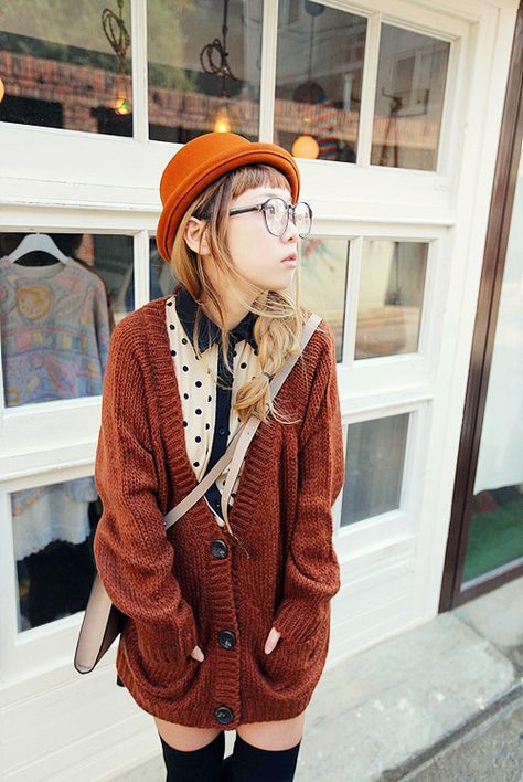 flower dance Hipster Fashion, Kawaii, Japanese Street Fashion, People With Glasses, Nerdy Outfits, Mori Fashion, Quirky Fashion, Design Textile, Ulzzang Fashion