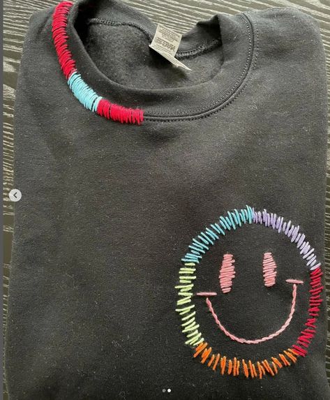 Hand Embroidered Smiley Face Crewneck Long Sleeve Sweatshirt - Etsy Smiley Face Embroidered Sweatshirt, Simple Embroidery On Sweatshirt, Embroidery Designs Smiley Face, Hand Embroidery Smiley Face, Hand Embroidered Smiley Face, Painted Crewneck Diy, Diy Embroidery Crewneck, Hand Stitched Clothing, Art On Sweatshirt