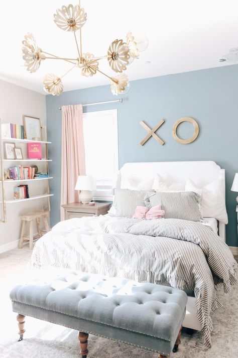 Blue Bed Girls Room, Teen Bedroom White Furniture, Bedroom Decor For Light Blue Walls, Blush Pink Bedrooms Grown Up, Light Colour Room Ideas, Light Blue Room With Accent Wall, Blue Bedroom With Pink Accents, Blue Bedroom Pink Accents, White Mud Room Ideas