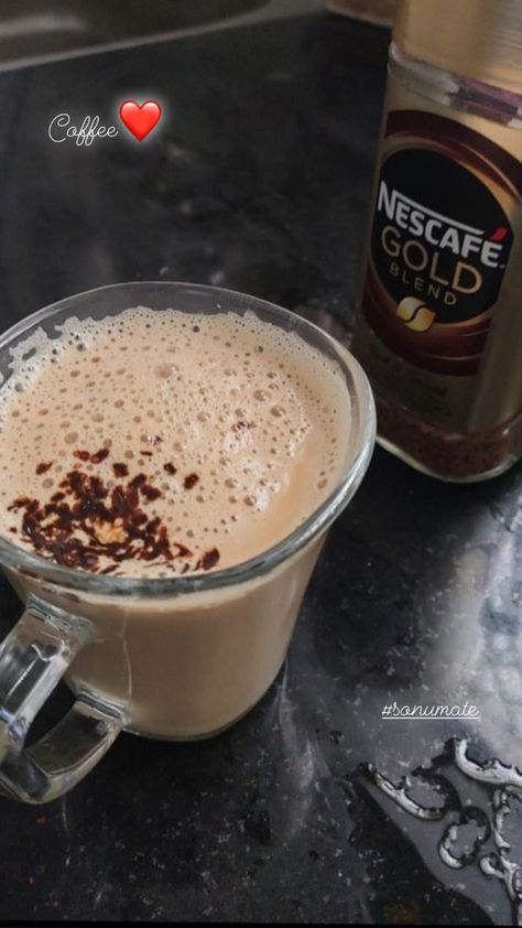 Nescafe Snap, Cofee Story Snap, Coffe Snap, Hot Coffee Aesthetic, Coffee On A Rainy Day, Coffee Snap, Frothy Coffee, Nescafe Gold Blend, Eating Food Funny