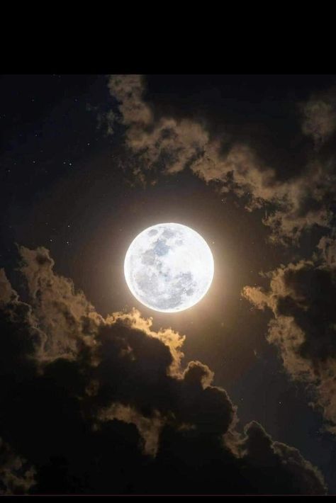 #Sky #FullMoon #Stars Full Moon Asthetics Photos, Pretty Like The Moon, Moon Asethic Pictures Real, Sky Core Aesthetic, Sky Full Of Stars Aesthetic, Pretty Moon Pictures, Moon Aethstetic, Moon Asethic, The Moon Aesthetic