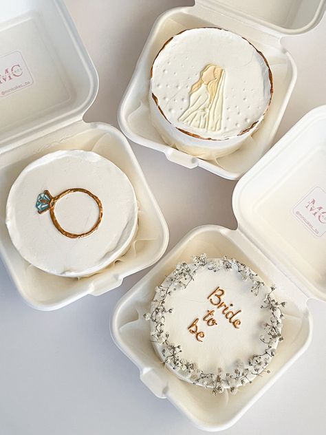 Set of 3 bride to be bento cakes Cake For Bridal Shower Ideas, Fiance Cake, Bachelorette Party Cake Ideas, Party Cake Ideas, Bride To Be Decorations, Bachelorette Party Cake, حفل توديع العزوبية, Bachelorette Cake, Bento Cakes