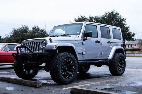 Jeep Wrangler Tires And Rims, Jeep Wrangler Tires, Jeep Wrangler Girl, Custom Jeep Wrangler, Jeep Girls, Jeep Wrangler Accessories, Wrangler Jeep, Fast Life, Html Website